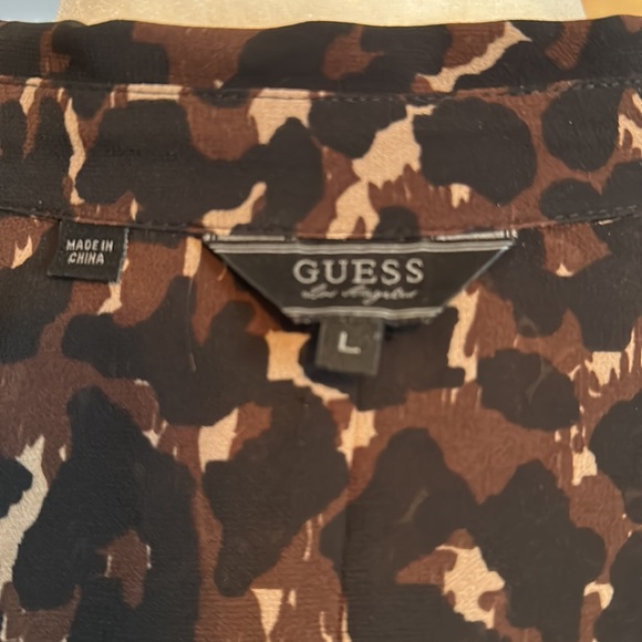 Guess Sheer Leopard Print Long Sleeve Button Down Women’s Shirt Size L - Picture 7 of 8